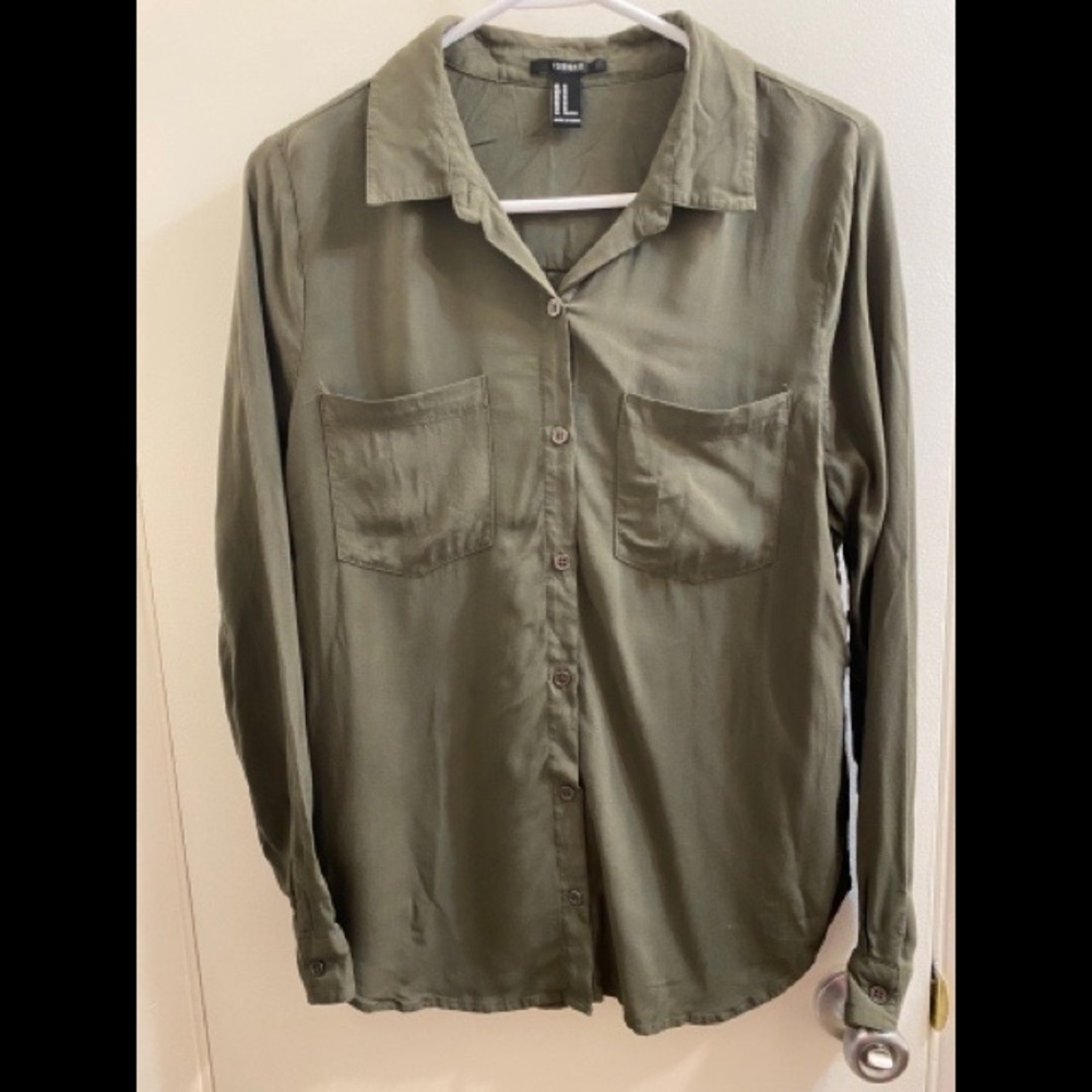 Forever 21 button down shirt